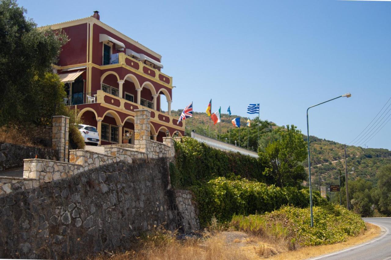 Ξενοδοχείο Bay Απραός