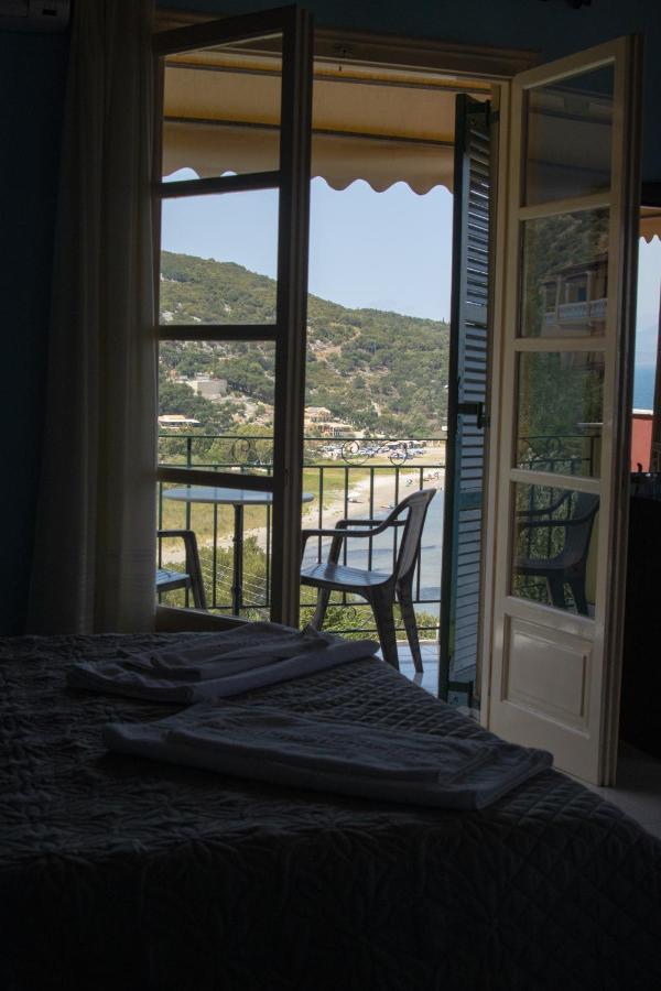 Ξενοδοχείο Bay Απραός