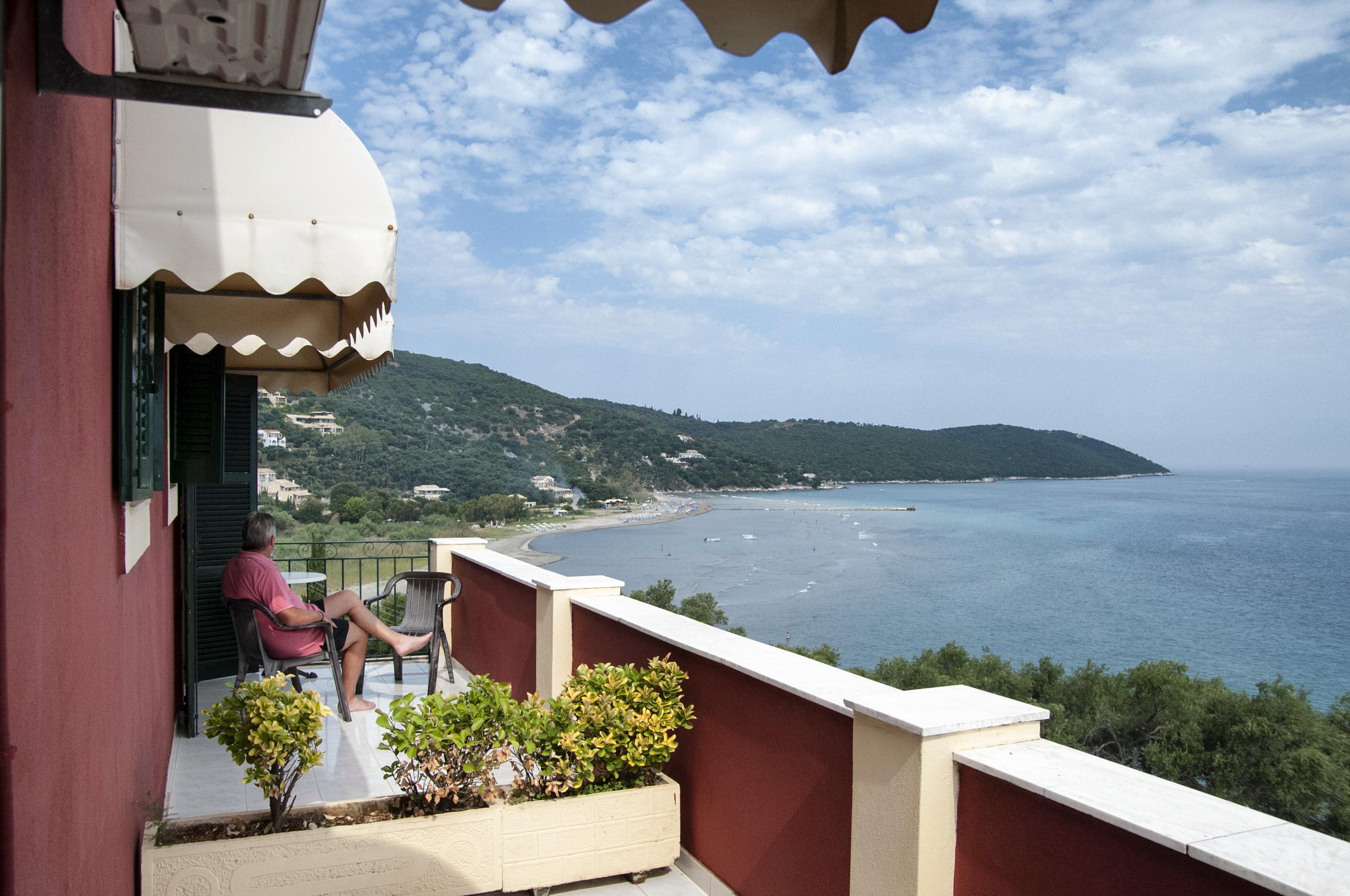Bay Ξενοδοχείο 3*