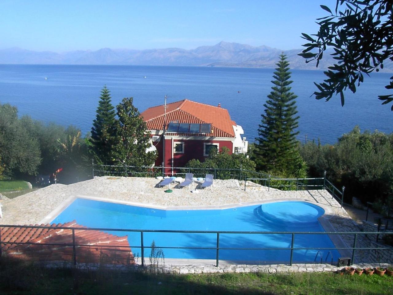 Ξενοδοχείο Bay 3*