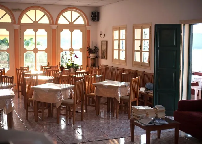 Apraos Bay Hotel